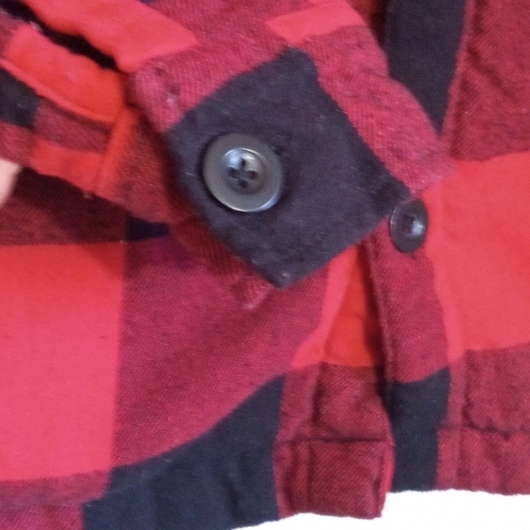 Buffalo check Sherpa lined flannel with side pockets women's size medium - Picture 5 of 8